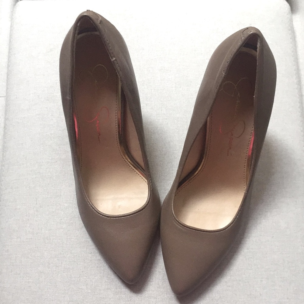 Jessica Simpson pointed toe wedges